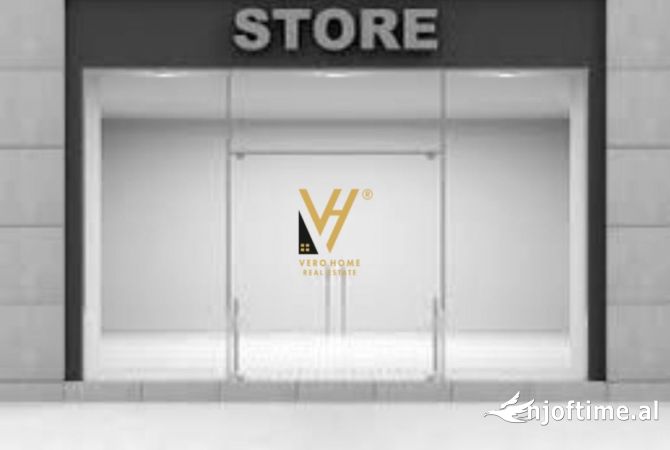 Ambiente Commerciale in Vendita 1+1 a Tirana - 490,000 Euro