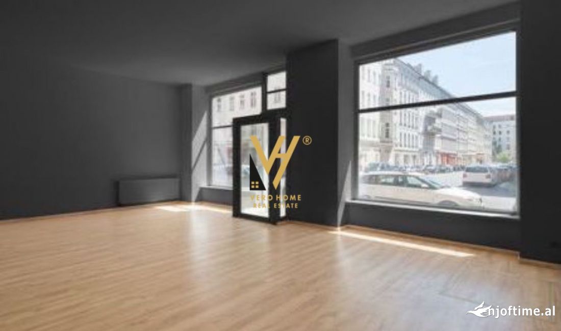 SHITET DYQAN 83 M2 NE XHAMLLIK 249.000 EURO