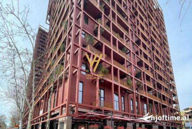 Ambiente Commerciale in Affitto 3+1 a Tirana - 2,000 Euro