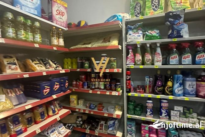 Ambiente Commerciale in Vendita 1+1 a Tirana - 10,000 Euro