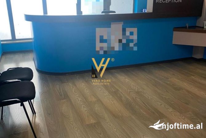 Ambiente Commerciale in Affitto 1+1 a Tirana - 3,000 Euro
