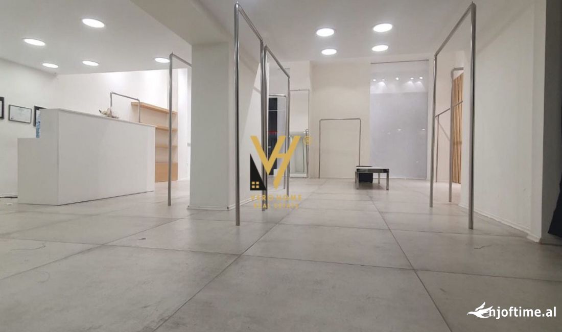 SHITEN 2 DYQANE 160 M2 TE XHAMLLIKU  560.000 EURO