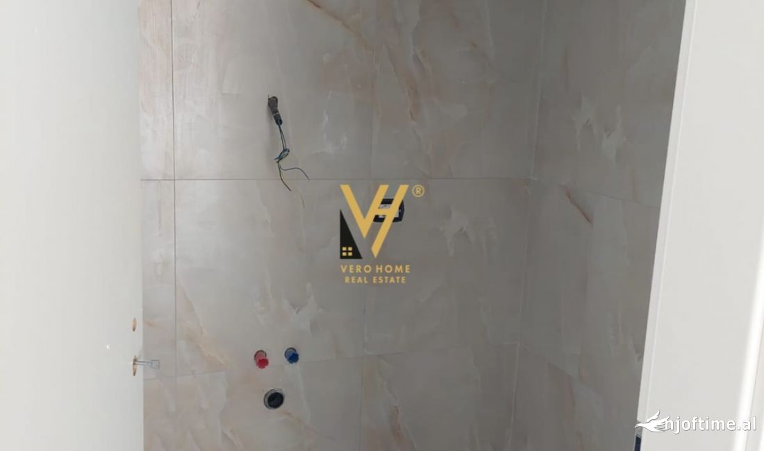 SHITET DYQAN 84 M2 TE RRUGA JORDAN MISJA 207.700 EURO
