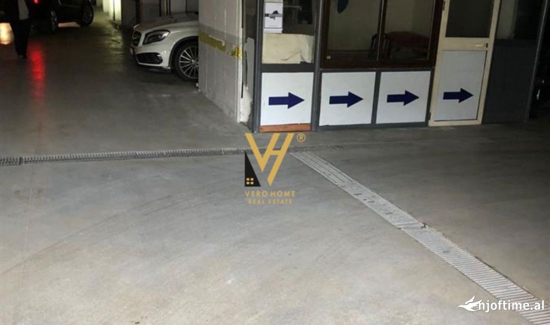 SHITET POST PARKIMI 36 M2 TE RRUGA E KAVAJES 50.000 EURO