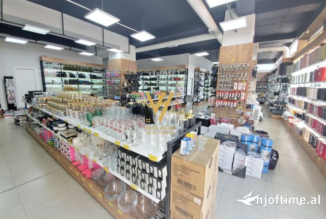 Business Property in Sale 1+1 in Tirana - 1,600,000 Euro