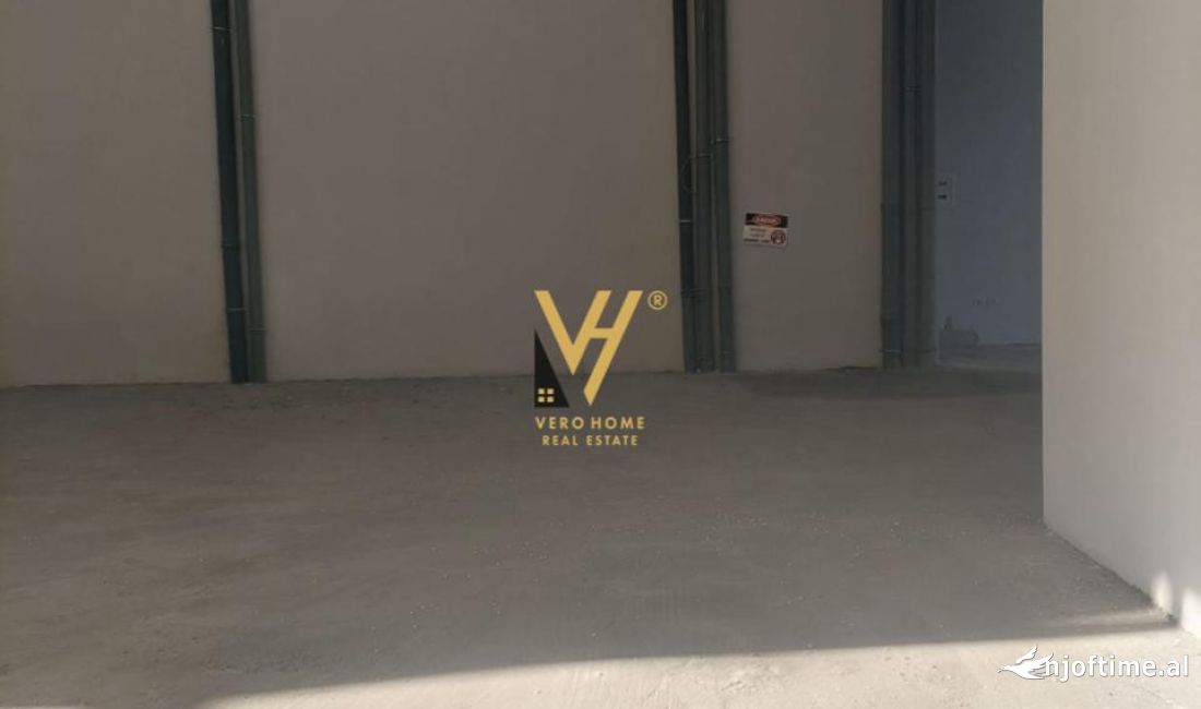 SHITET DYQAN 331.84 M2 TE KOMPLEKSI GOLDEN PARK , AMERICAN 3 , 995.500 EURO 