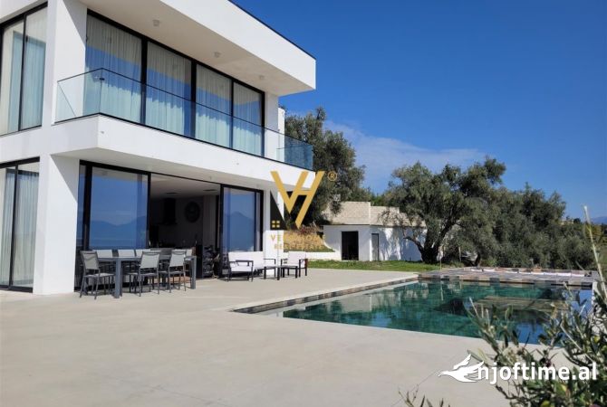 JEPET VILE LUKSOZE ME QERA PRANE CITY PARK 7.000 EURO