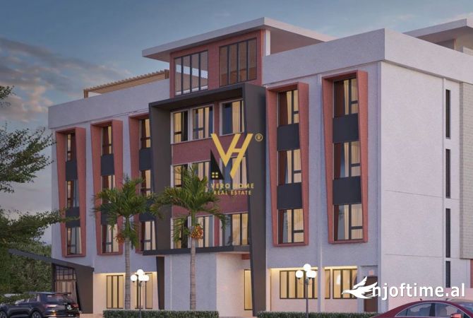 Ambiente Commerciale in Vendita 5+1 a Himara - 3,200,000 Euro