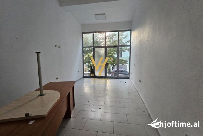 Business Property in Sale 1+1 in Tirana - 95,000 Euro