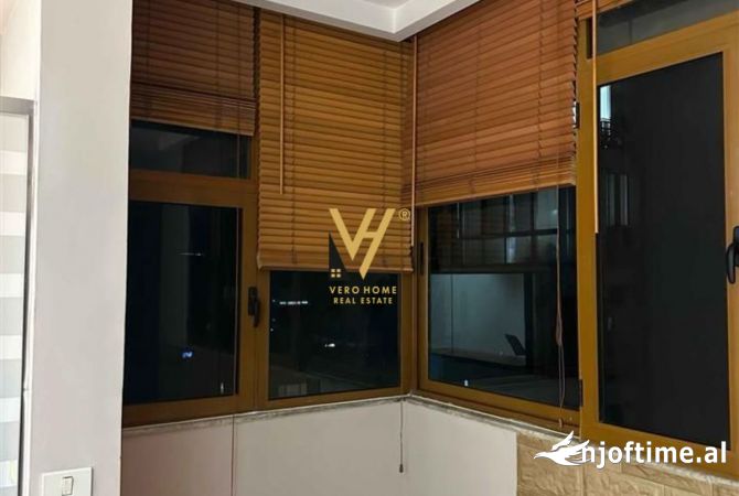 JEPET ZYRE 75 M2 ME QERA TE STACIONI I TRENIT 700 EURO