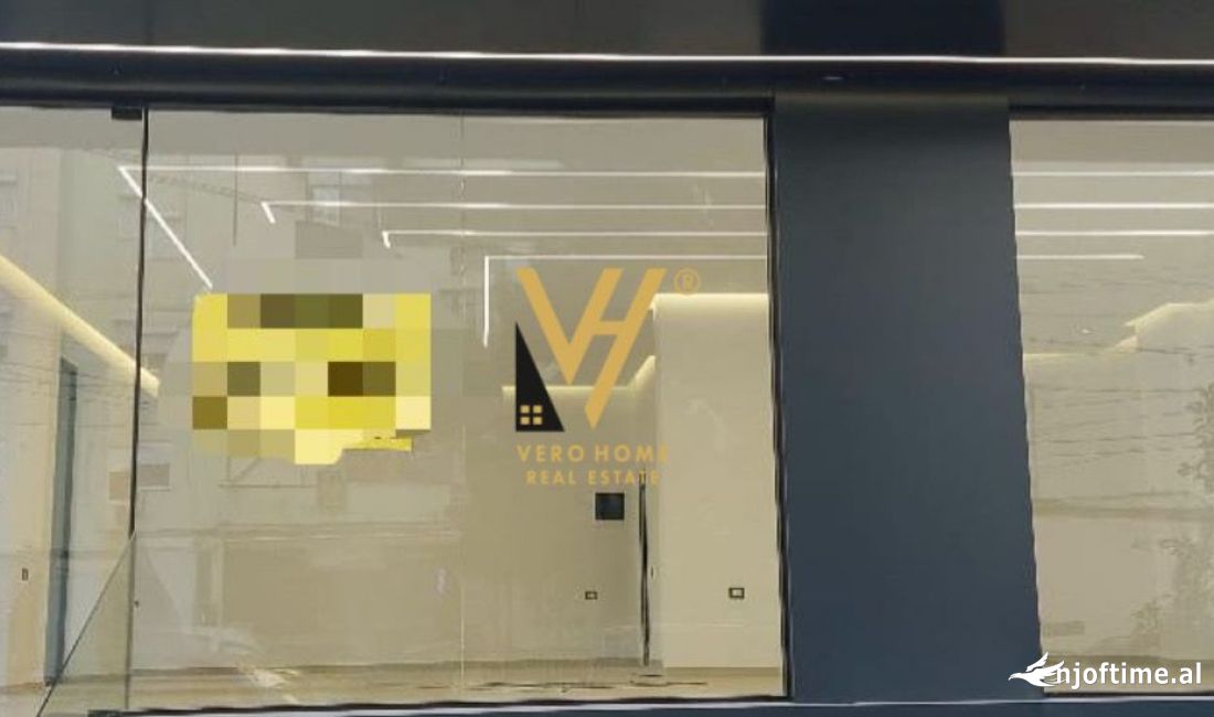 SHITET DYQAN 90 M2 PRANE SQUARE 21 470.000 EURO