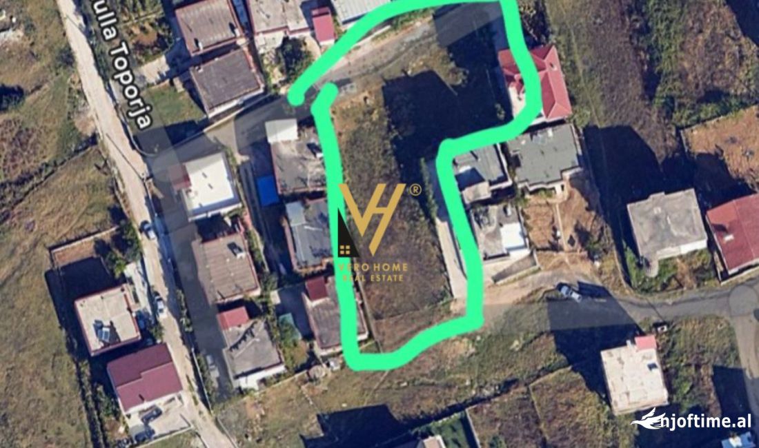 SHITET TOKE 1.000 M2 TEK AUTOSTRADA TR-EL 300.000 EURO