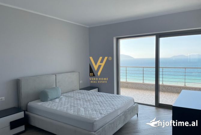 Shtepi me qera Apartament ne Vlore, 3+1, Mobilimi E mobiluar, Pagesa 2,500  Euro.