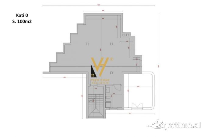 Ambiente Commerciale in Affitto 1+1 a Tirana - 600 Euro