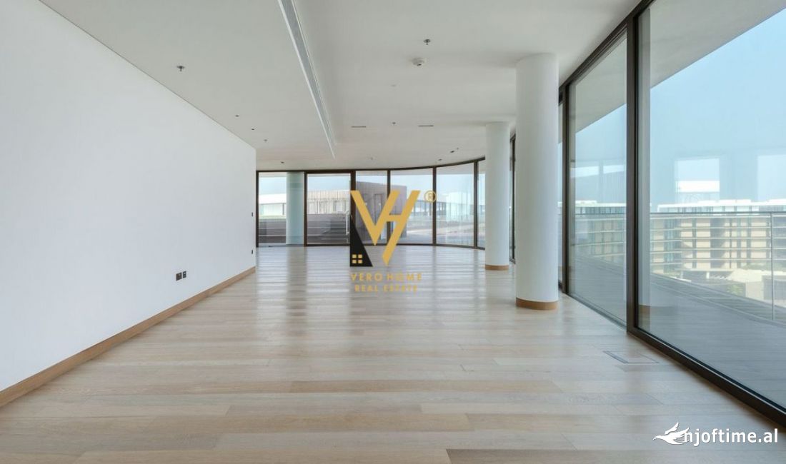 SHITET AMBIENT BIZNESI 200 M2 TEK RRUGA E DIBRES, MEDRESEJA 450.000 EURO