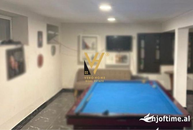 Ambiente Commerciale in Affitto 1+1 a Tirana - 500 Euro