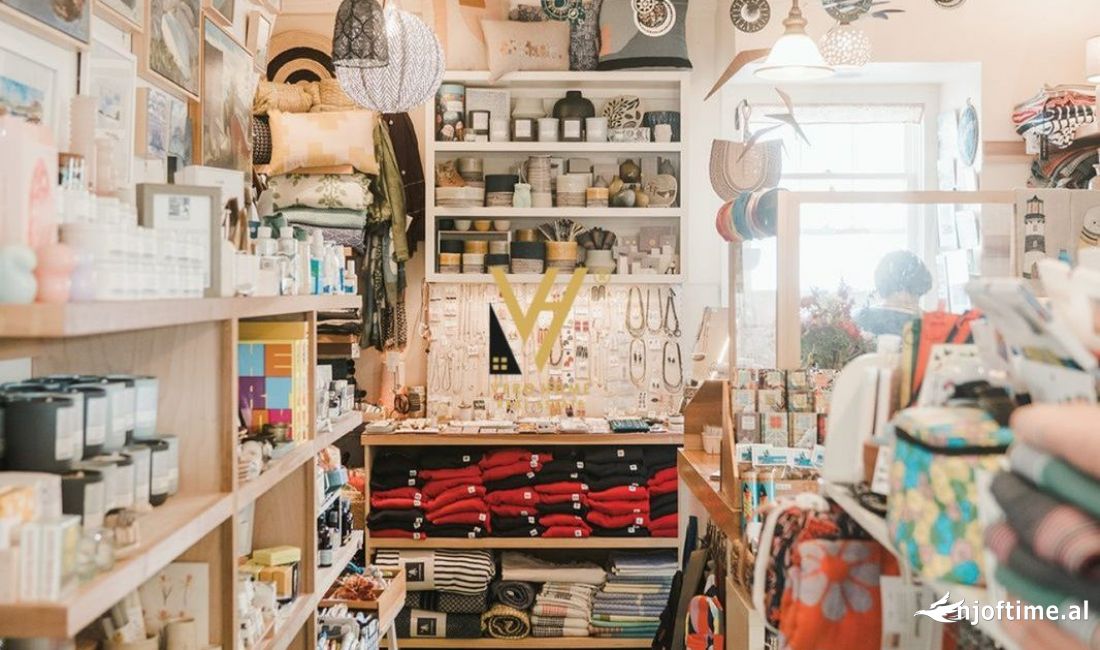 SHITET NJESI 29 M2 TE BLV BAJRAM CURRI 155.000 EURO