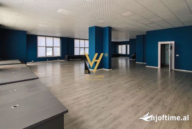 Ambient biznesi ne shitje 3+1 ne Tirane - 622,000 Euro