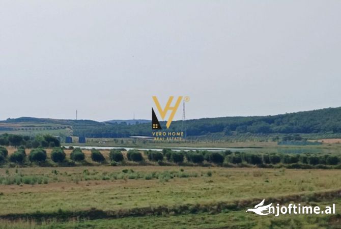 Truall ose Toke ne Elbasan - 115,000 Euro