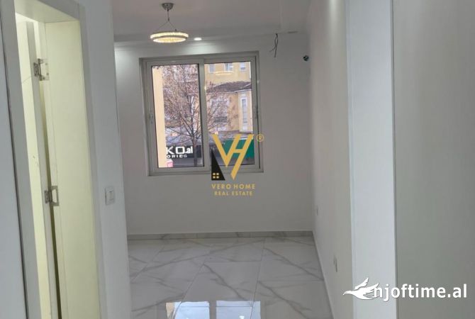 Ambient biznesi ne shitje 3+1 ne Tirane - 135,000 Euro