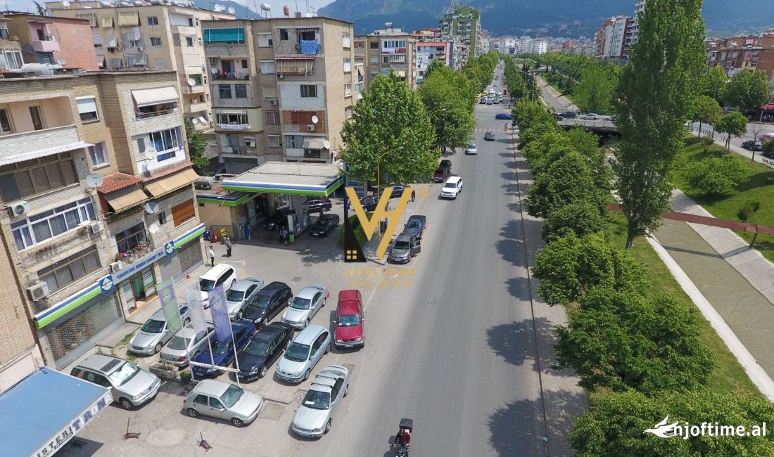 JEPET TOKE 7.000 M2 ME % PER NDERTIM TE BRRYLI