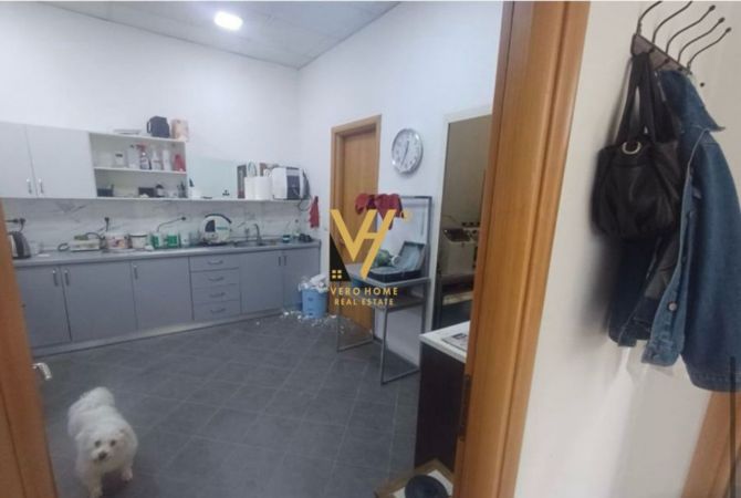 Business Property in Sale 1+1 in Tirana - 177,600 Euro