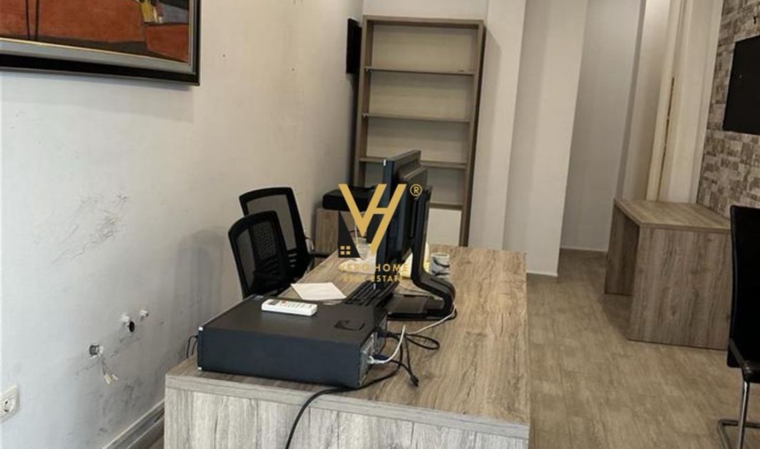 SHITET ZYRE 23 M2 TE KOMUNA E PARISIT 60.000 EURO