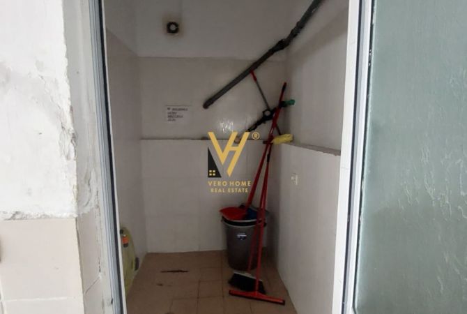 SHITET AMBJENT BIZNESI 996 M2 TE ALI DEMI 1.600.000 EURO