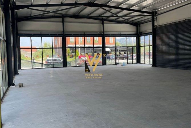 Business Property for Rent 4+1 in Tirana - 2,000 Euro