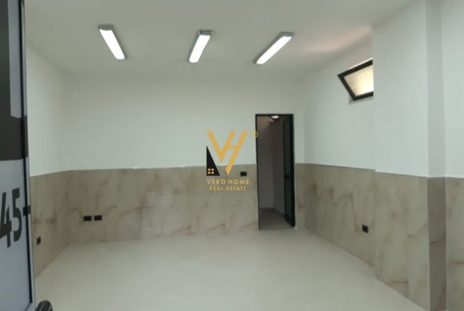 Business Property for Rent 1+1 in Tirana - 40,000 Leke