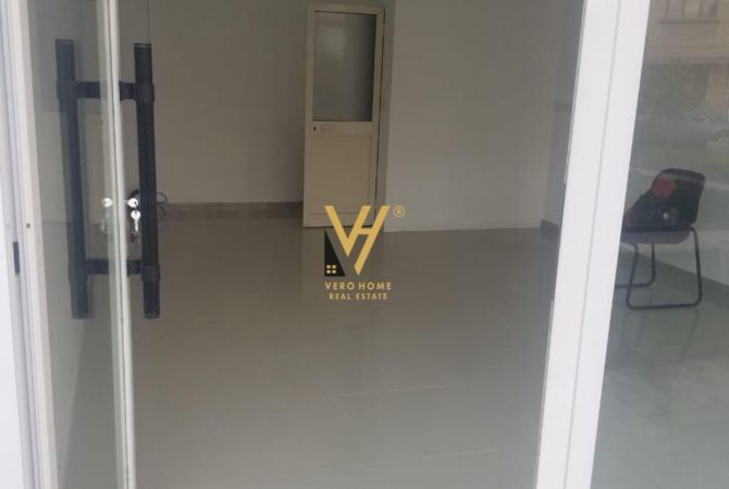 JEPET DYQAN 30M2 ME QERA NE VASIL SHANTO 400 EURO