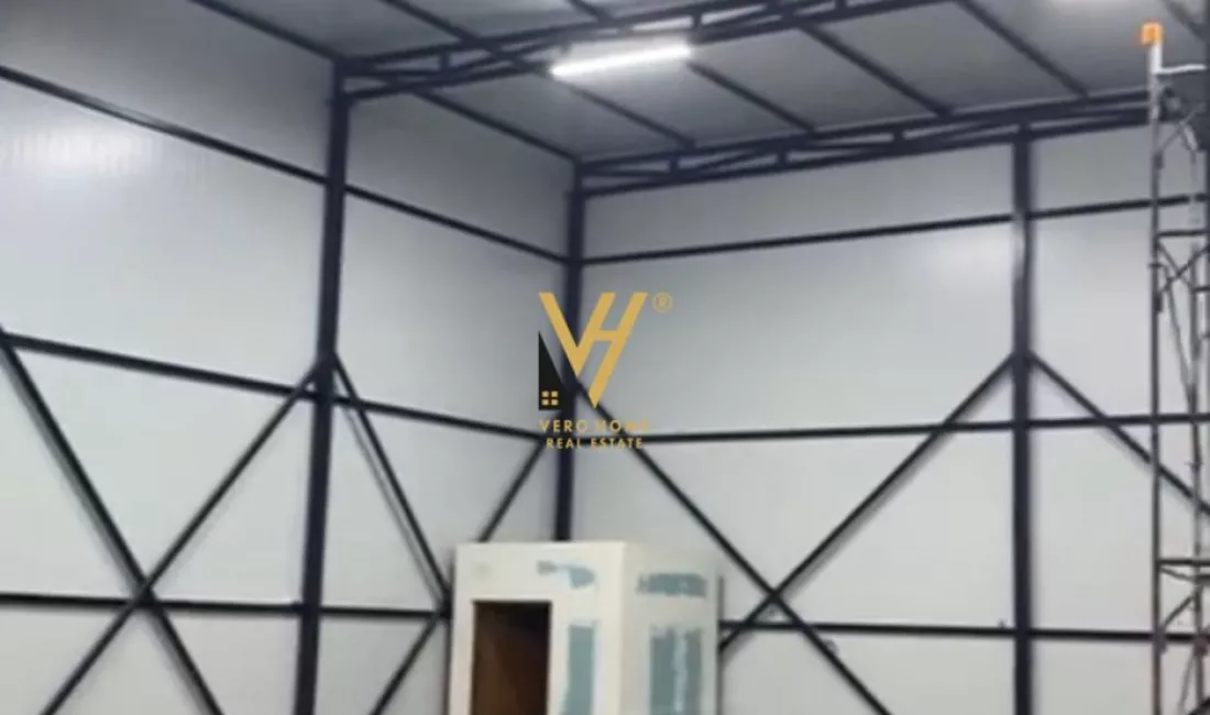 JEPET KAPANON 150M2 ME QERA TEK QTU 1.200 EURO