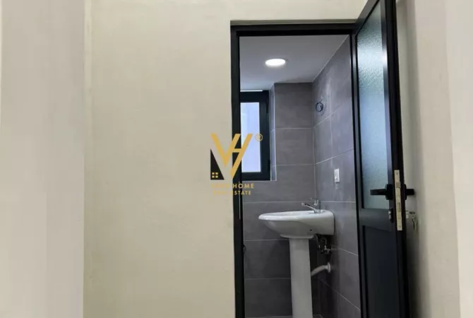 Business Property in Sale 1+1 in Tirana - 525,000 Euro