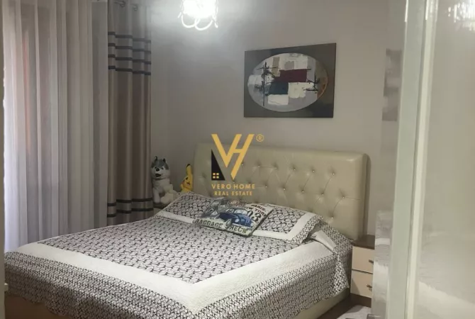 Shtepi ne shitje Apartament ne Pogradec, 2+1, Mobilimi E mobiluar, Pagesa 90,000  Euro.