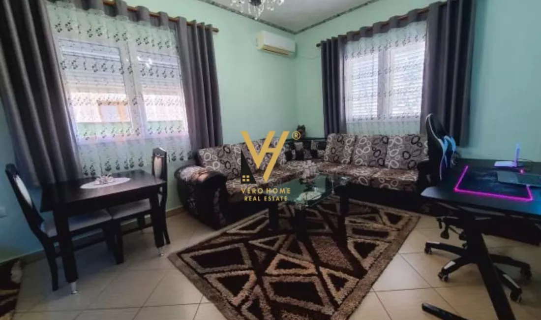 Shtepi ne shitje Shtepi Private ne Durres, 2+1, Mobilimi E mobiluar, Pagesa 125,000  Euro.