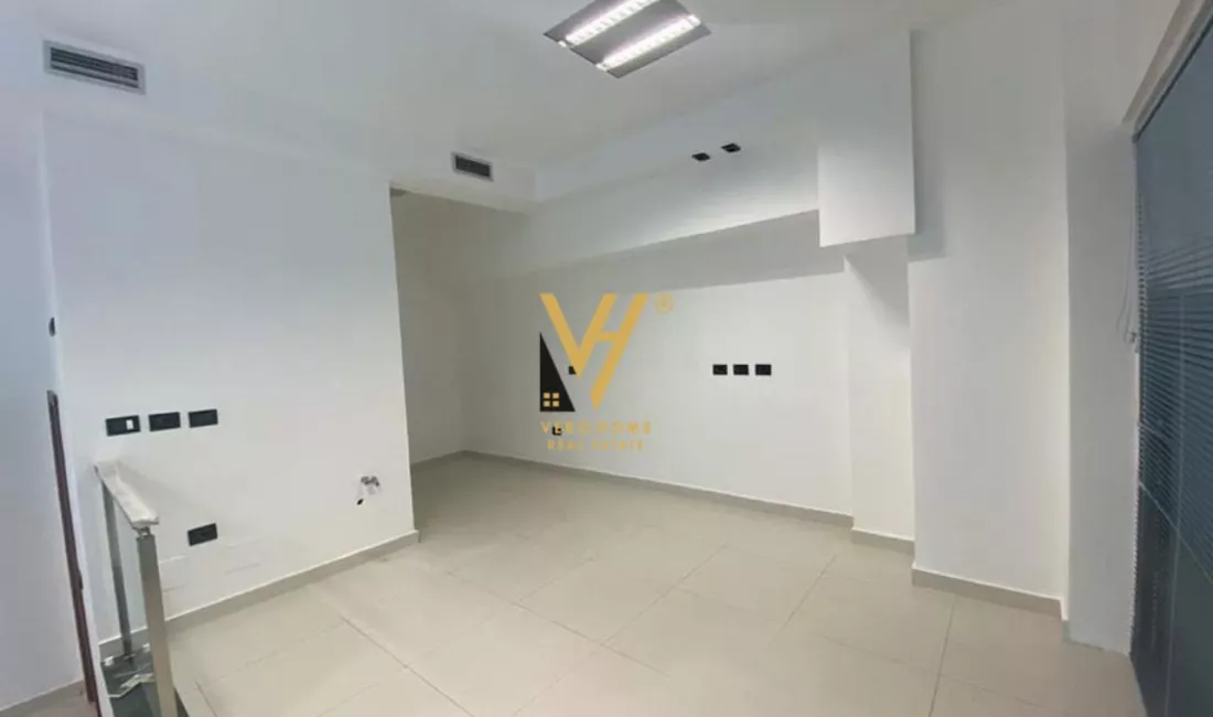 JEPET DYQAN 40 M2 ME QIRA TE KODRA E DIELLIT 25.000 LEKE