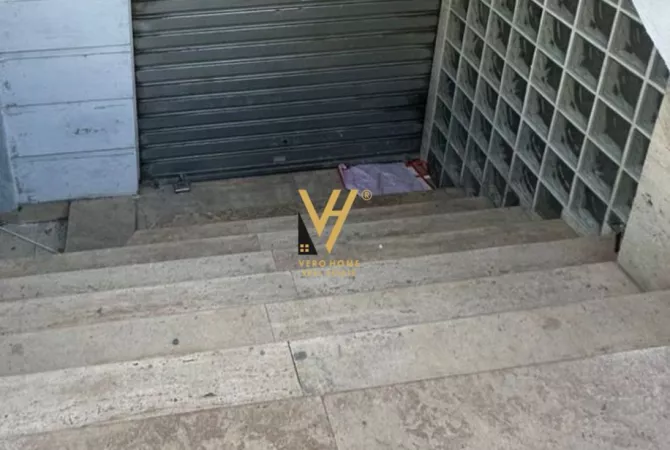 Business Property for Rent 1+1 in Tirana - 800 Euro