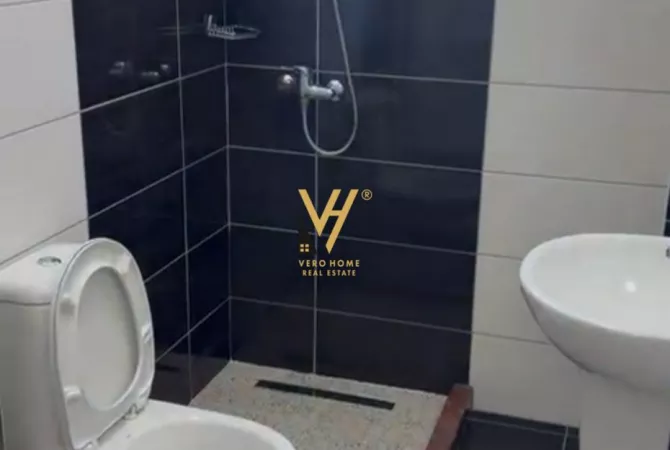 JEPET ZYRE 75 M2 ME QIRA TE 5 MAJI 350 EURO