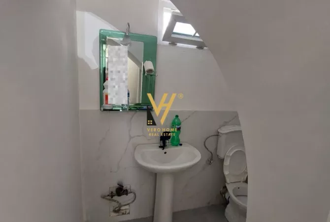 Business Property for Rent 1+1 in Tirana - 45,000 Leke