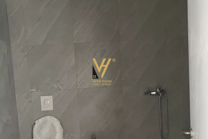 Business Property for Rent 3+1 in Tirana - 600 Euro