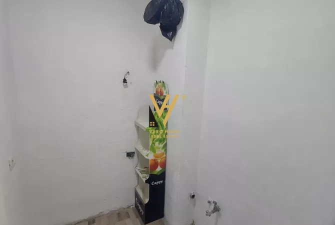 Business Property for Rent 3+1 in Tirana - 1,400 Euro