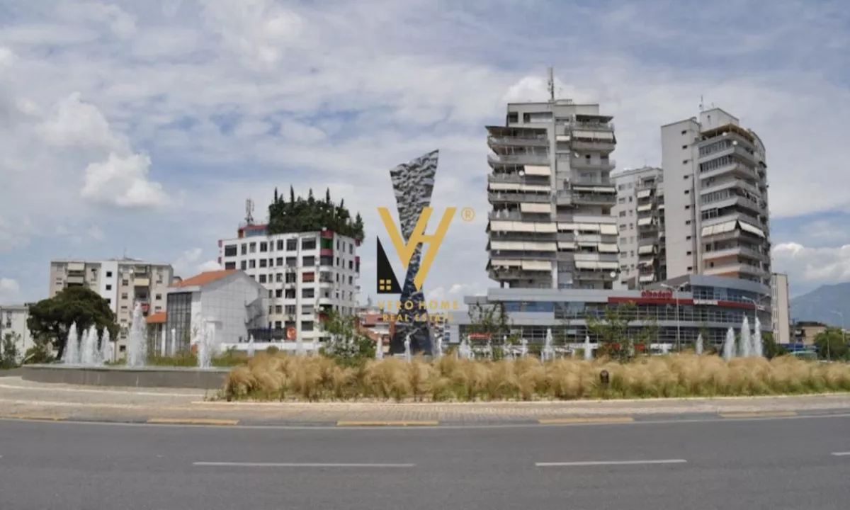 SHITET MAGAZINE 37 M2 TE ZOGU I ZI 50.000 EURO