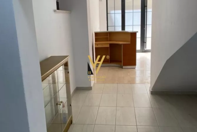 Business Property for Rent 3+1 in Tirana - 1,500 Euro