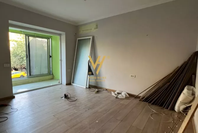 Business Property for Rent 3+1 in Tirana - 750 Euro