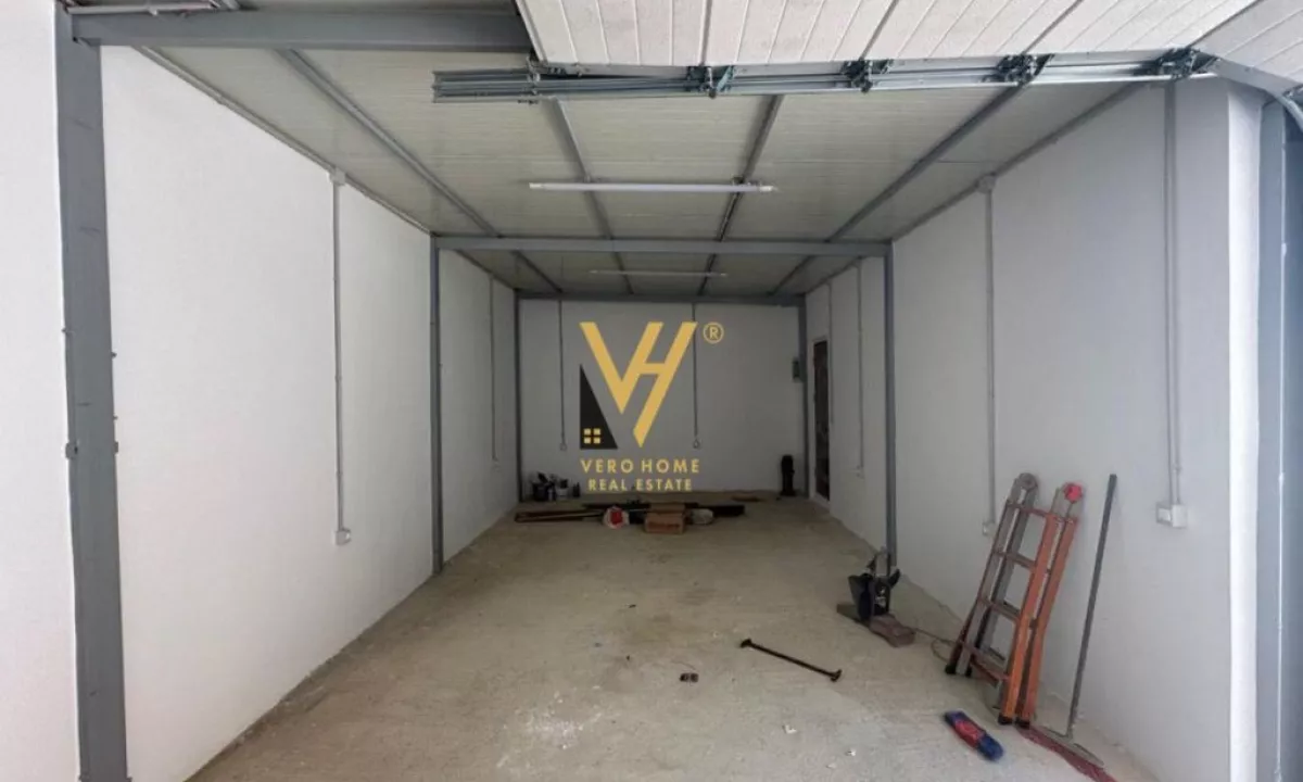 JEPET MAGAZINE ME QERA TE RRUGA MUHAMET GJOLLESHA 500 EURO