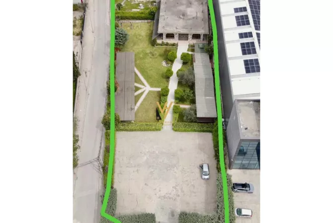 Business Property for Rent 6+1 in Tirana - 1,500 Euro