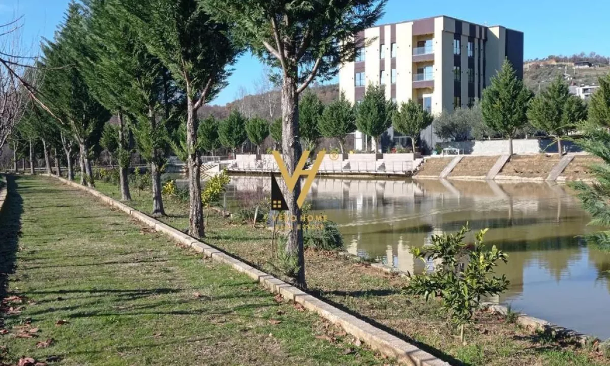 SHITET HOTEL NE ZONEN E GURRES,3.900.000 EURO