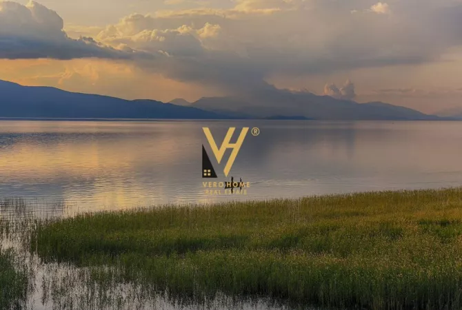 Truall ose Toke ne Pogradec - 1,600,000 Euro