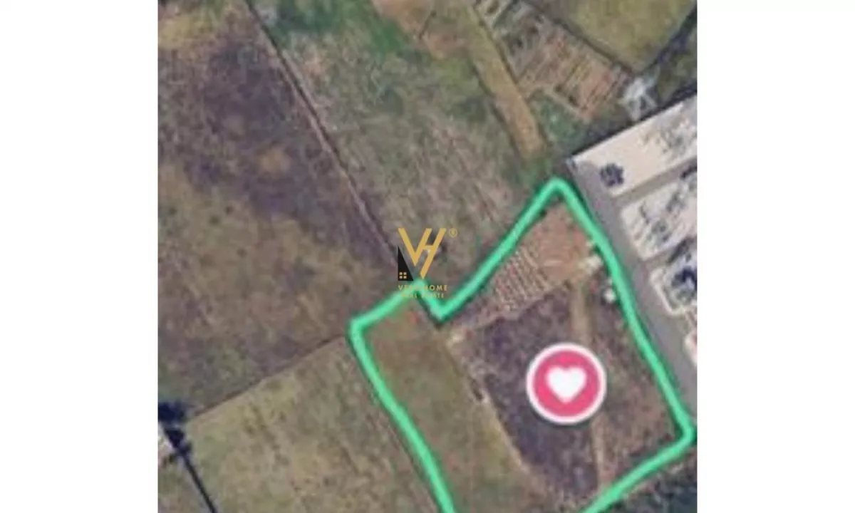 SHITET TOKE 4.300 M2 NE YZBERISHT, 450.000 EURO