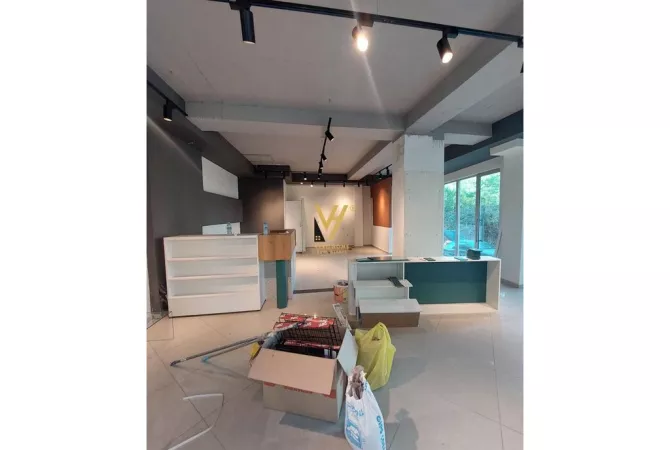 Business Property for Rent 1+1 in Tirana - 1,000 Euro